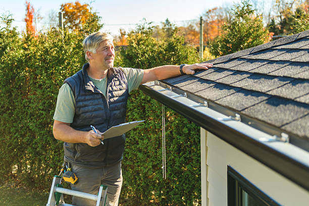 Professional Flat Roof Repair technician working in Eldon, IA